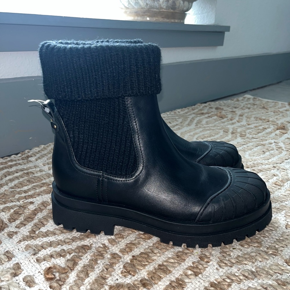 Sam Edelman Black Winter Chelsea Boots Sz 8 1/2 New